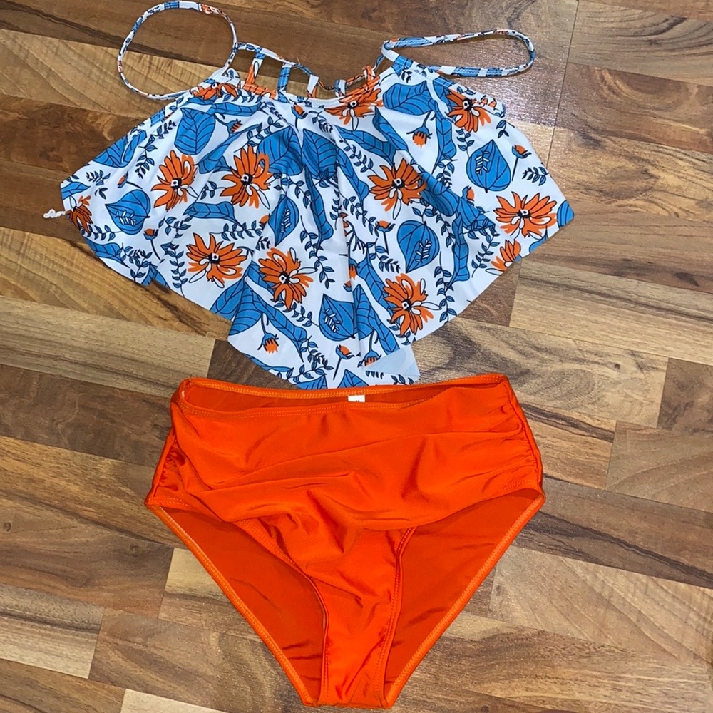 Bathing suit